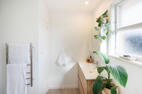 Photo of property in 98 Lethbridge Street, Feilding, 4702