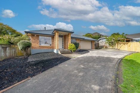 Photo of property in 21 Fieldstone Court, Northpark, Auckland, 2013