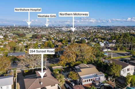 Photo of property in 264 Sunset Road, Windsor Park, Auckland, 0632