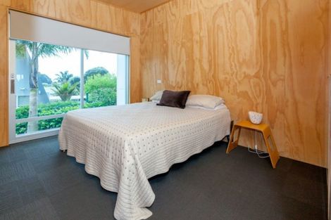 Photo of property in 118 Onemana Drive, Onemana, Whangamata, 3691