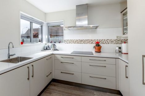 Photo of property in 1/323 Wairakei Road, Burnside, Christchurch, 8053