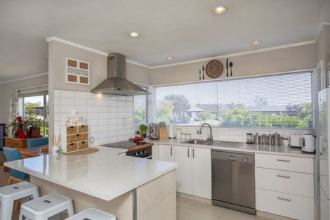 Photo of property in 27 Arbor-lea Avenue, Richmond, 7020