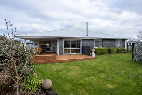 Photo of property in 22 Austin Reid Avenue, Carterton, 5713