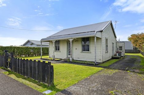 Photo of property in 15 Standish Street, Westown, New Plymouth, 4310