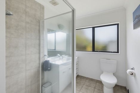 Photo of property in 1 William Noel Place, Waikanae Beach, Waikanae, 5036