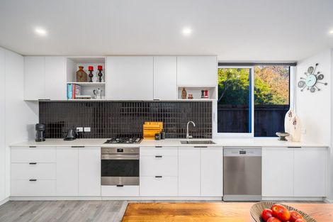 Photo of property in 1/6 Bushland Grove, Paparangi, Wellington, 6037