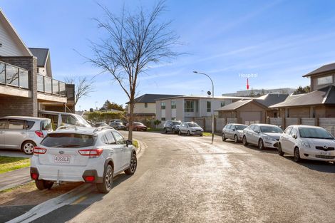 Photo of property in 4/31 Jones Crescent, Melville, Hamilton, 3206