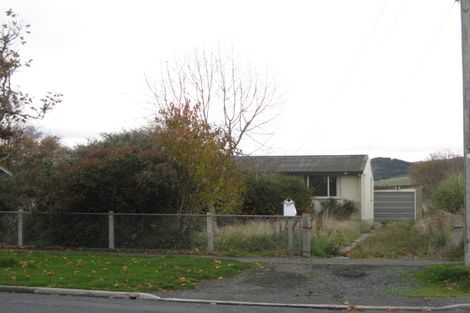 Photo of property in 77 Chaucer Street, Milton, 9220