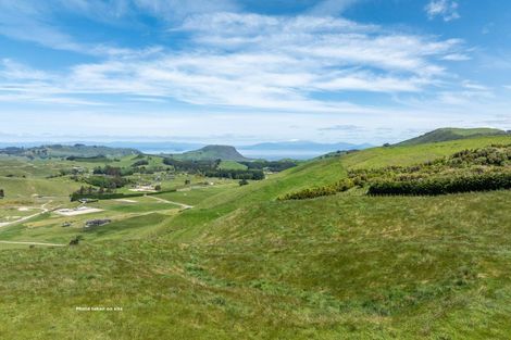 Photo of property in 53 Whakaroa Road, Kinloch, Taupo, 3385