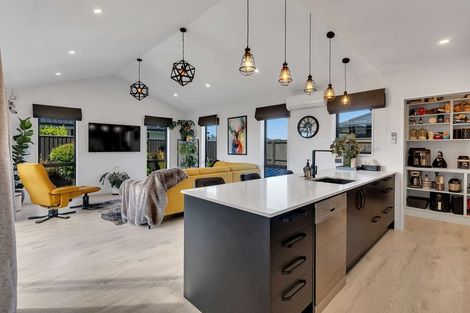 Photo of property in 4 Crest Place, Rolleston, 7615