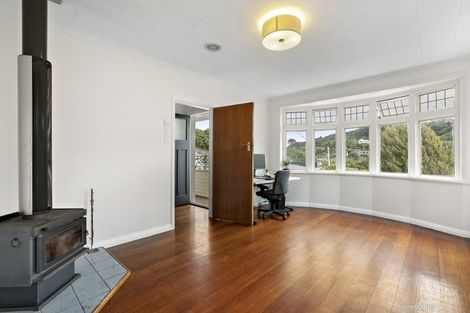 Photo of property in 94 Parkvale Road, Karori, Wellington, 6012