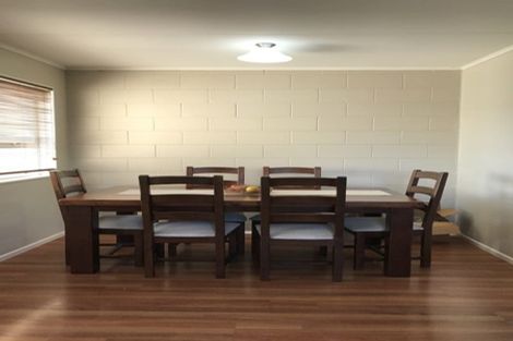 Photo of property in 17a Castle Crescent, Stokes Valley, Lower Hutt, 5019