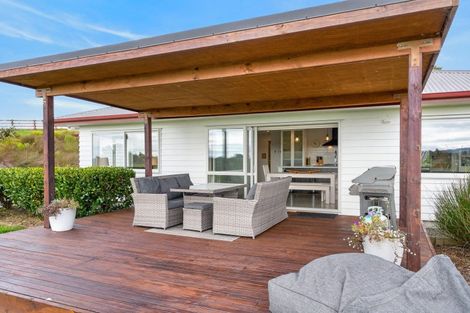 Photo of property in 52 Daniel Parade, Mangawhai, Wellsford, 0975