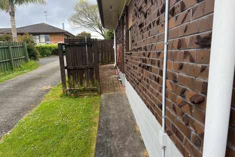 Photo of property in 2/40 Gills Avenue, Papakura, 2110