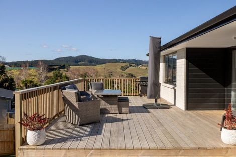 Photo of property in 24 Eagleview Rise, Welcome Bay, Tauranga, 3175