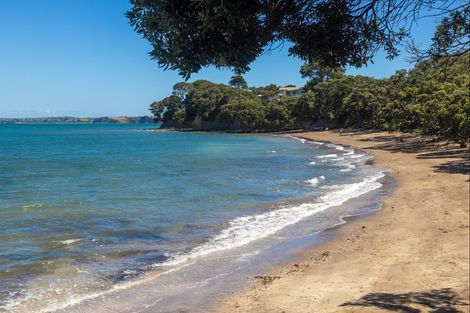 Photo of property in 899 Whangaparaoa Road, Manly, Whangaparaoa, 0930