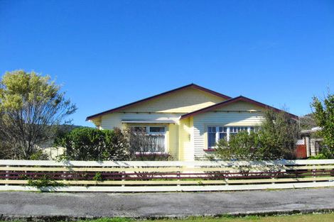 Photo of property in 5 Milton Road, Greymouth, 7805
