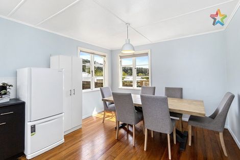 Photo of property in 16 Cleland Crescent, Naenae, Lower Hutt, 5011