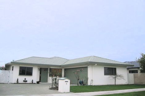 Photo of property in 4 Alderney Way, Taradale, Napier, 4112