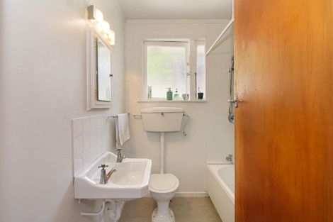 Photo of property in 5/26 Rangatira Road, Birkenhead, Auckland, 0626