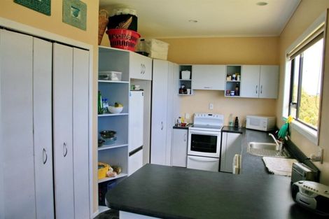 Photo of property in 590 Arawhata Road, Opunake, 4681