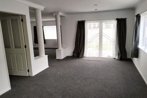 Photo of property in 31a Heretaunga Square, Silverstream, Upper Hutt, 5019