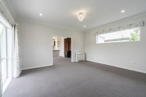 Photo of property in 8 Sussex Street, Mossburn, 9792