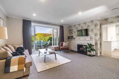 Photo of property in 12 Midway Avenue, Castor Bay, Auckland, 0620