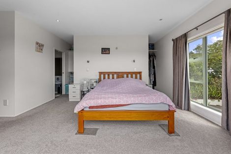 Photo of property in 8 Copperfield Terrace, Mellons Bay, Auckland, 2014