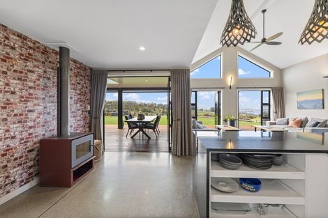 Photo of property in 67 Lomond Grove, Acacia Bay, Taupo, 3385