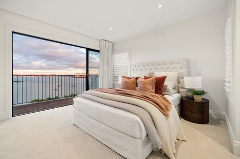 Photo of property in 31a Stanley Point Road, Stanley Point, Auckland, 0624