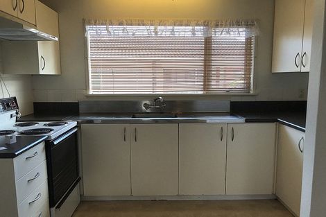 Photo of property in 1/4 Keldale Place, Forrest Hill, Auckland, 0620