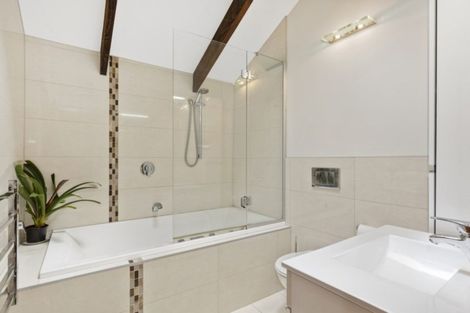 Photo of property in 5 Dalton Grove, Stokes Valley, Lower Hutt, 5019