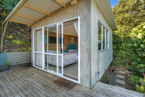 Photo of property in 47 Sea View Road, Baylys Beach, 0377