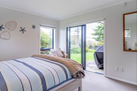 Photo of property in 79a Winara Avenue, Waikanae, 5036