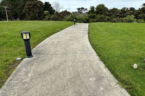 Photo of property in 17 Manaaki Circle, Paparoa, 0571