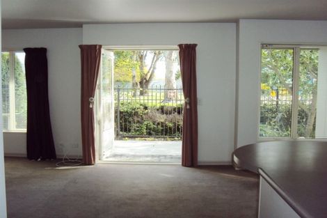 Photo of property in 6 Woodfield Lane, Redwood, Christchurch, 8051