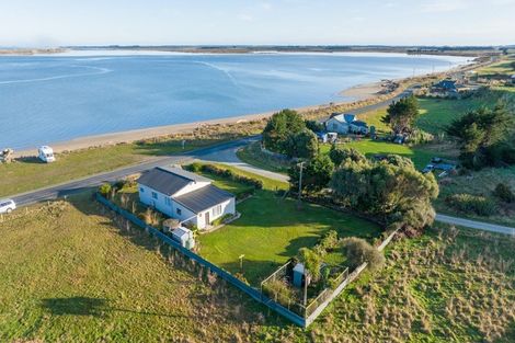 Photo of property in 4 Mersey Street, Fortrose, Invercargill, 9875