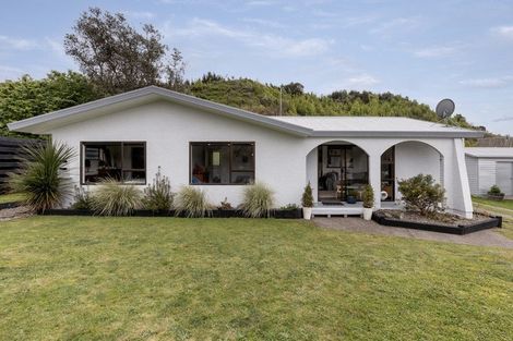 Photo of property in 16 Syme Crescent, Kawerau, 3127