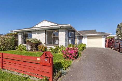 Photo of property in 16a Awatea Avenue, Paraparaumu, 5032