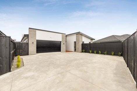 Photo of property in 105 Freedom Drive, Kelvin Grove, Palmerston North, 4470