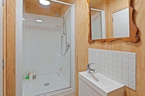 Photo of property in 18 Oxford Road, Lake Rotoma, Rotorua, 3074