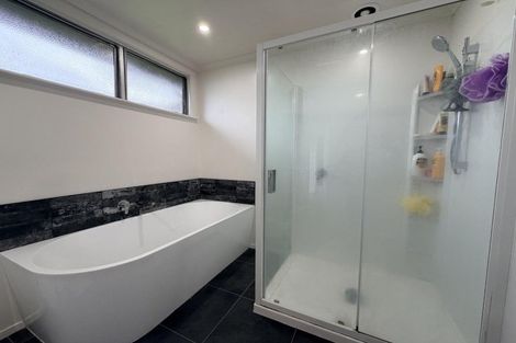 Photo of property in 63 South Road, Blagdon, New Plymouth, 4310