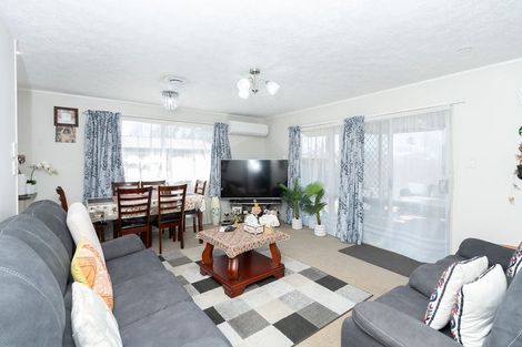 Photo of property in 412 Kahikatea Drive, Dinsdale, Hamilton, 3204