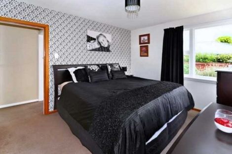 Photo of property in 26 Oakhampton Street, Hornby, Christchurch, 8042