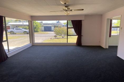 Photo of property in 19 Roskilda Crescent, Taradale, Napier, 4112