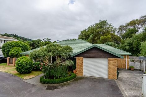 Photo of property in 116 Oxford Street, Tawa, Wellington, 5028
