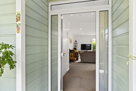 Photo of property in 28 Cotter Street, Greytown, 5712
