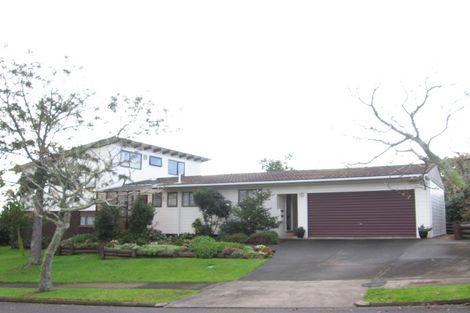 Photo of property in 2 Beaconview Rise, Farm Cove, Auckland, 2012