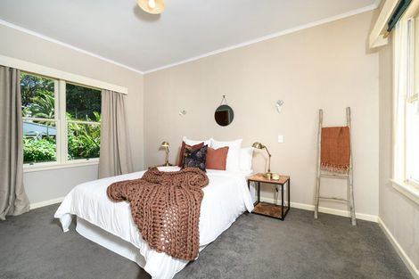 Photo of property in 379 Motutara Road, Muriwai, Waimauku, 0881